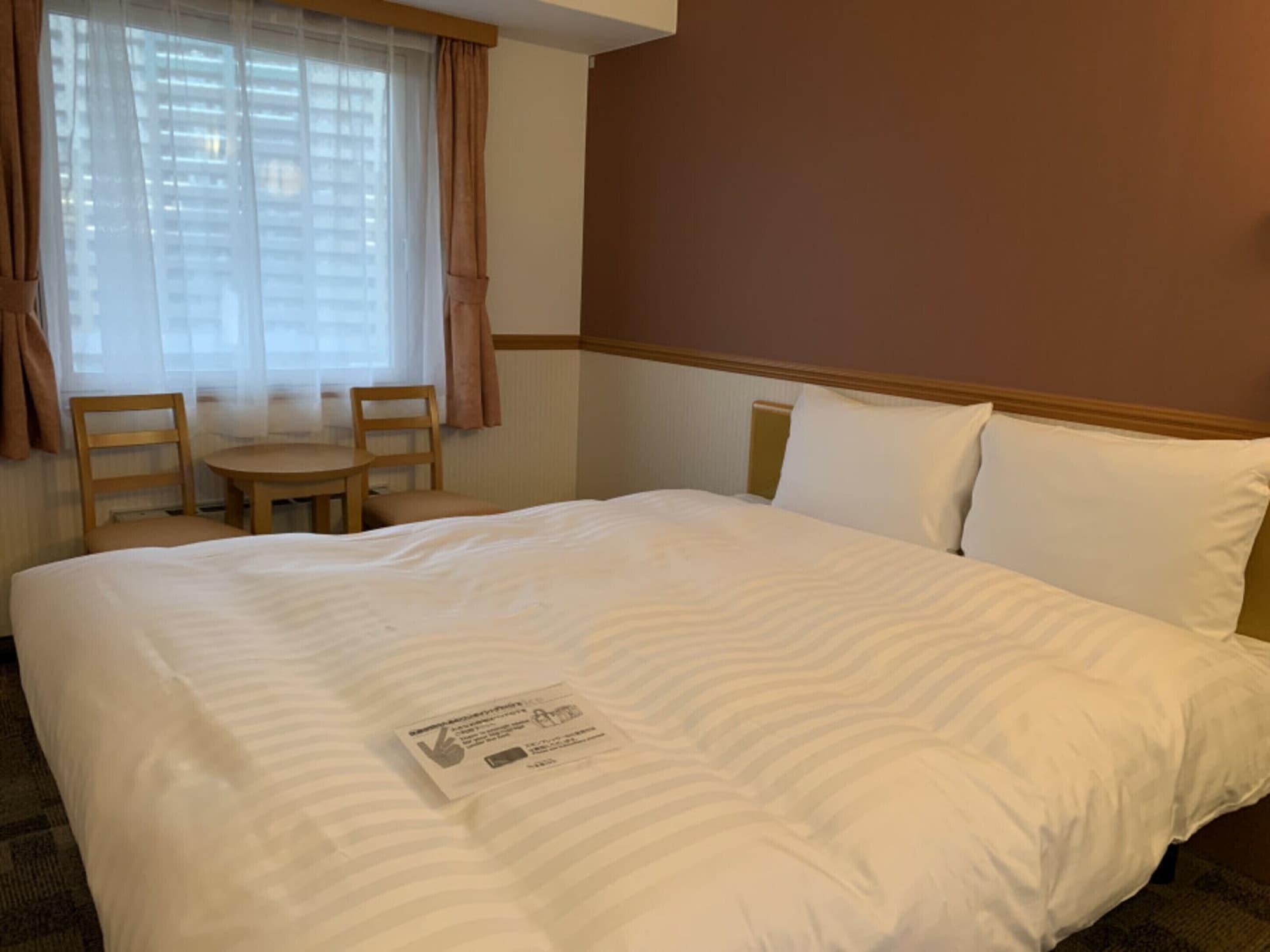 Toyoko Inn Okayama Eki Nishi Guchi Migi Buitenkant foto