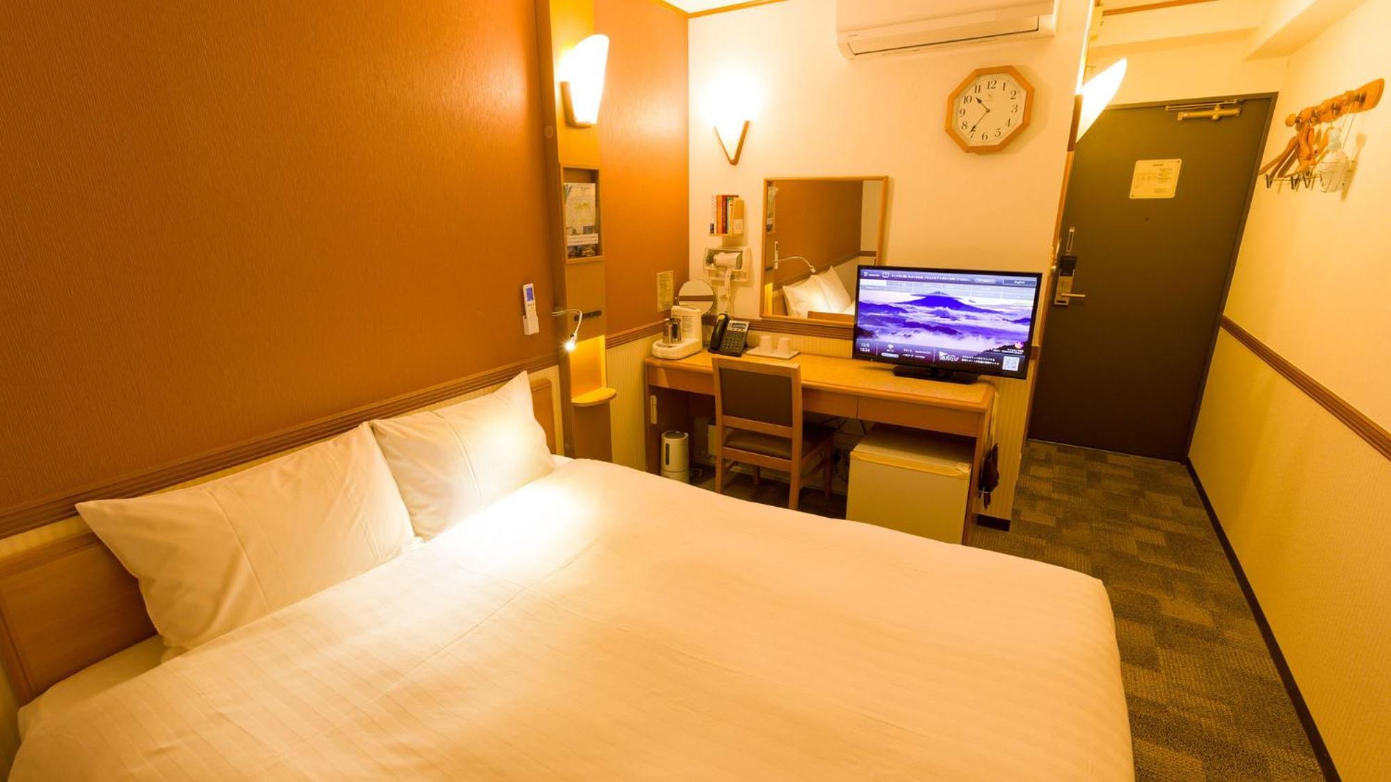 Toyoko Inn Okayama Eki Nishi Guchi Migi Kamer foto
