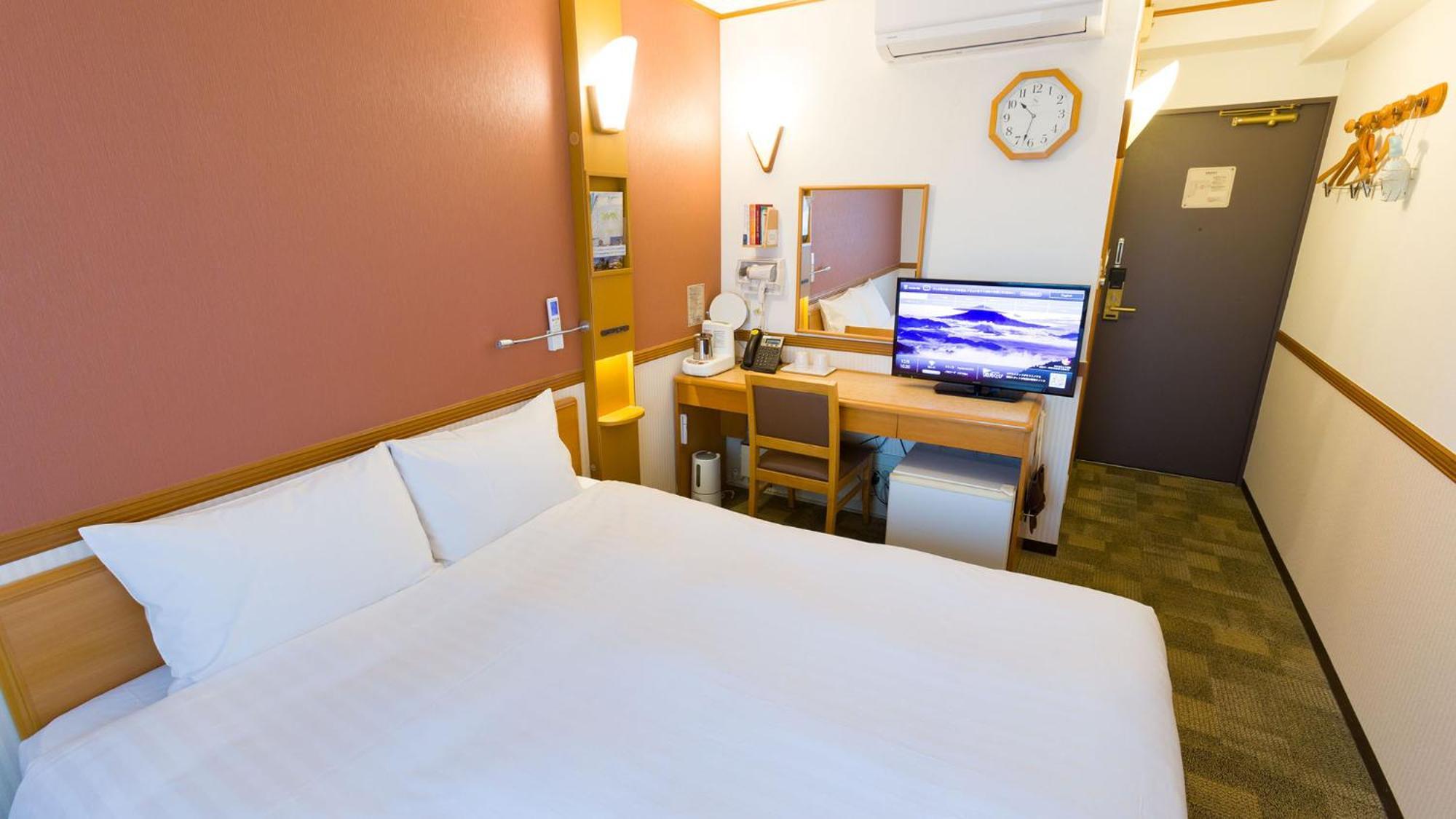 Toyoko Inn Okayama Eki Nishi Guchi Migi Kamer foto