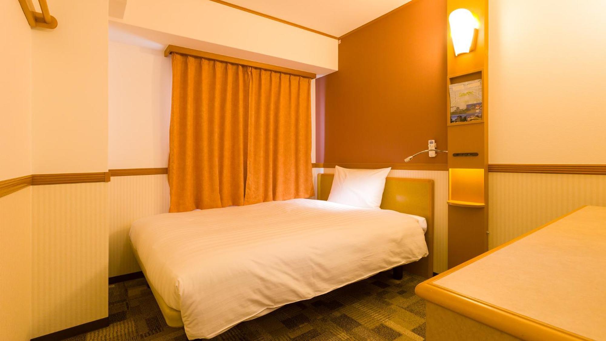 Toyoko Inn Okayama Eki Nishi Guchi Migi Kamer foto
