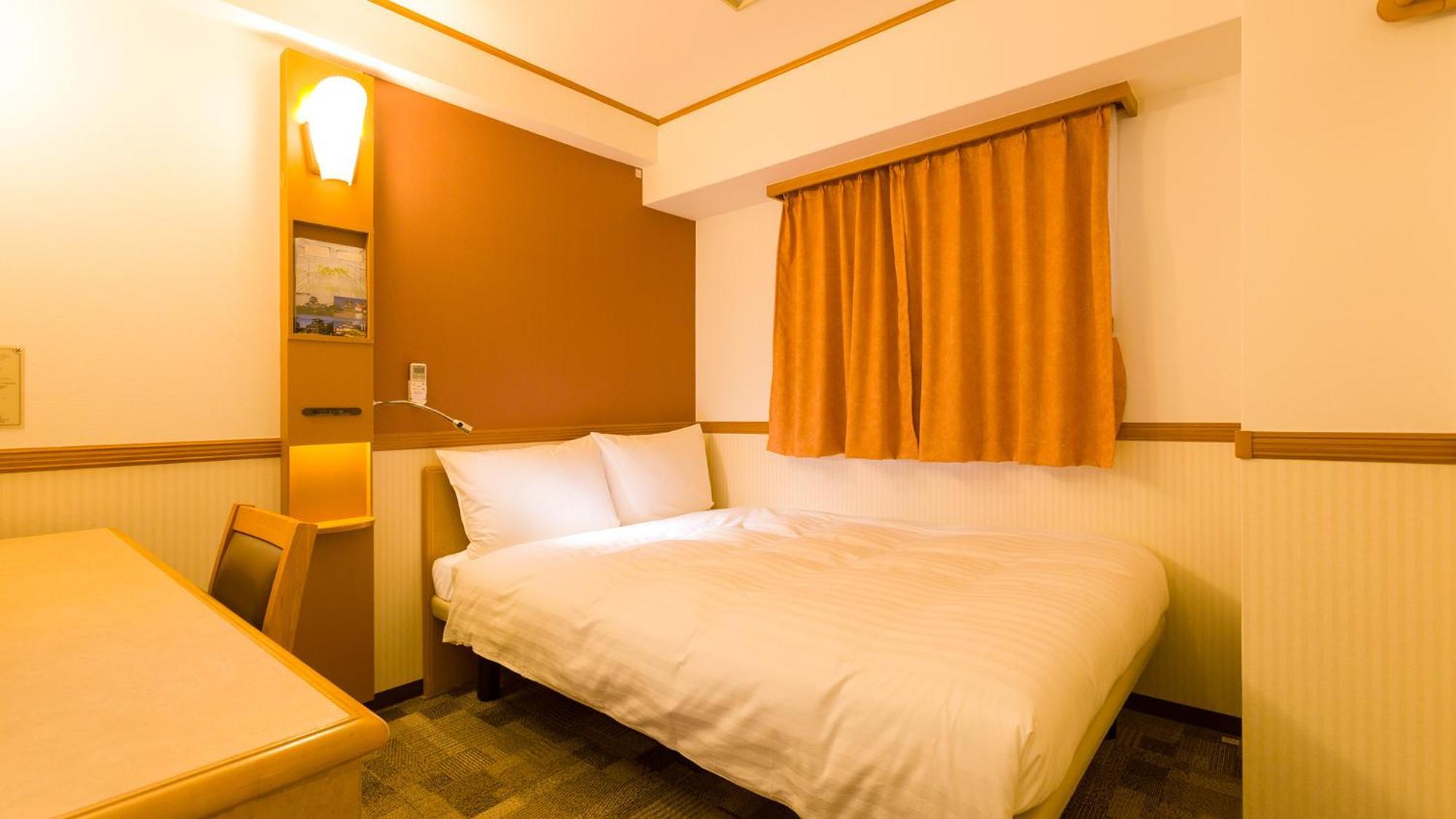 Toyoko Inn Okayama Eki Nishi Guchi Migi Kamer foto