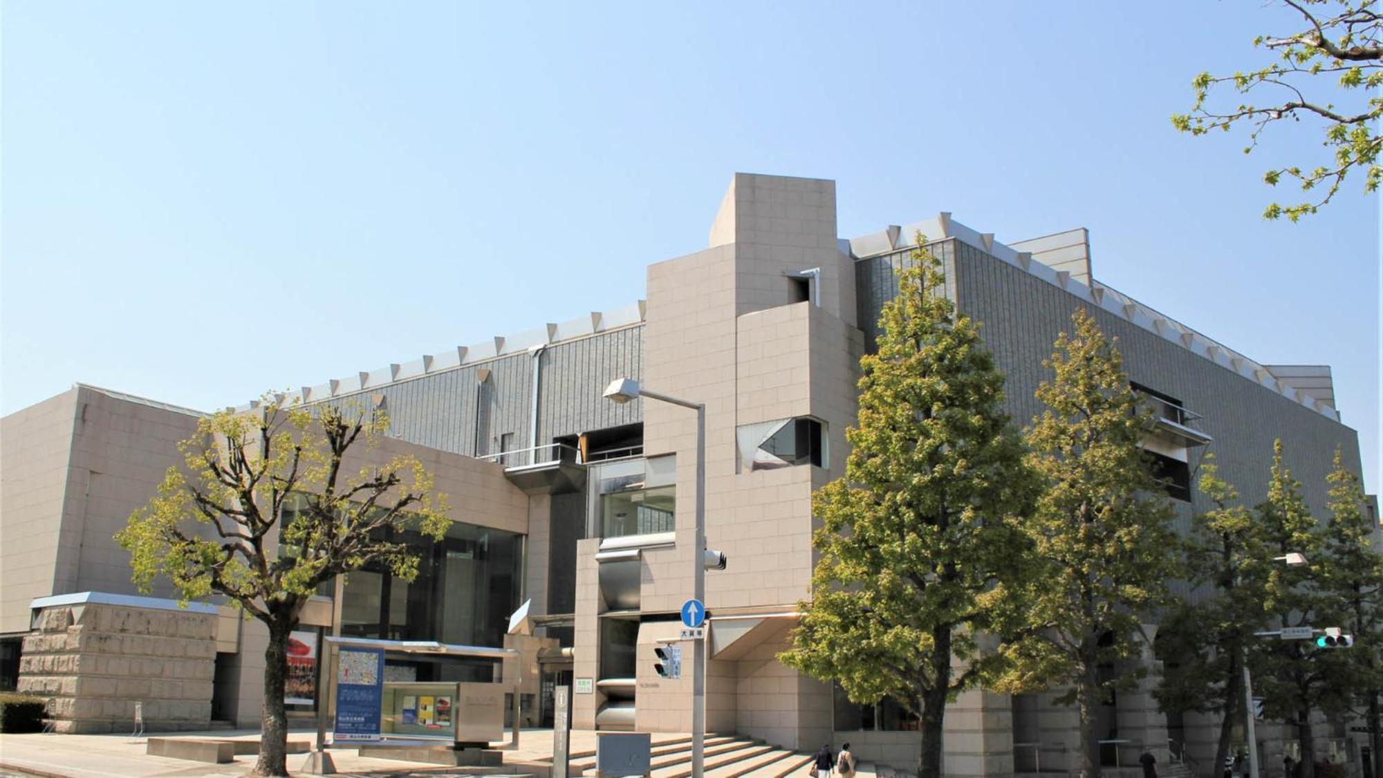 Toyoko Inn Okayama Eki Nishi Guchi Migi Buitenkant foto